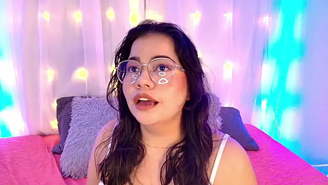 LilyRousee online show from 12-22-25, 02:44