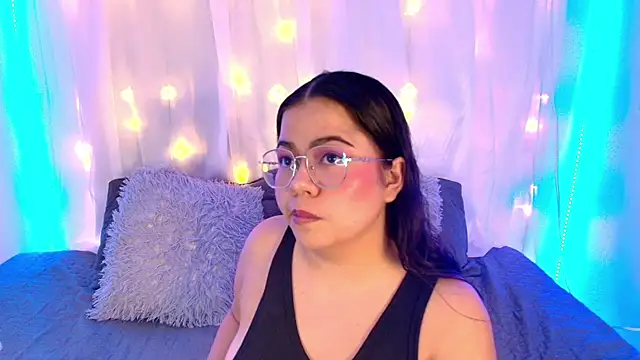 LilyRousee online show from 11-21-25, 12:53