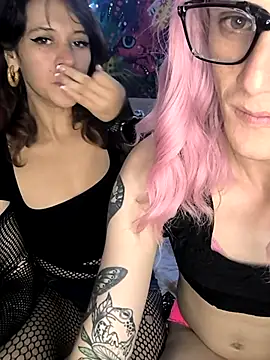 Snapshot of femdomroom chatting on 02-10-26, 05:28 femdomroom online show from 02-10-26, 05:28