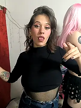 Snapshot of femdomroom chatting on 04-28-26, 04:28 femdomroom online show from 04-28-26, 04:28