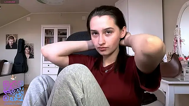 Snapshot of DarlineBrustera chatting on 04-20-26, 02:18 DarlineBrustera online show from 04-20-26, 02:18