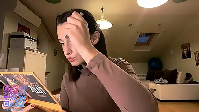 DarlineBrustera online show from 10-30-25, 02:36