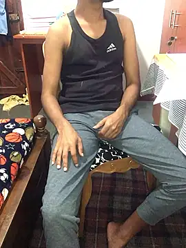 Snapshot of ShayanLK chatting on 01-09-26, 03:30 ShayanLK online show from 01-09-26, 03:30