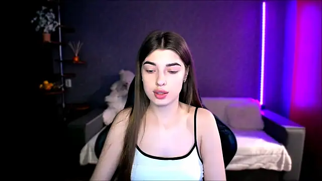 Dianaa Lee0 online show from 09-18-25, 05:27