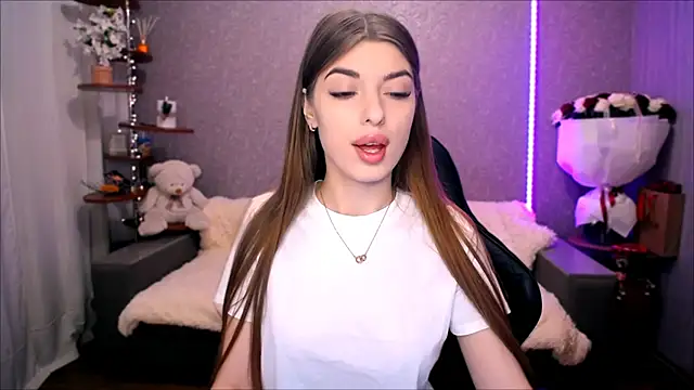 Dianaa Lee0 online show from 02-17-26, 03:53