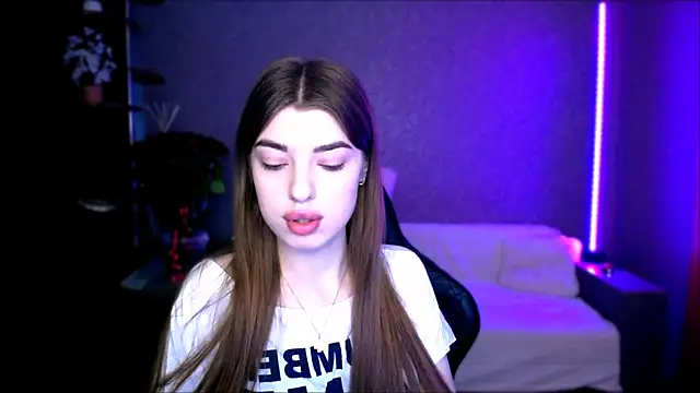 Dianaa Lee0 online show from 11-29-25, 11:43