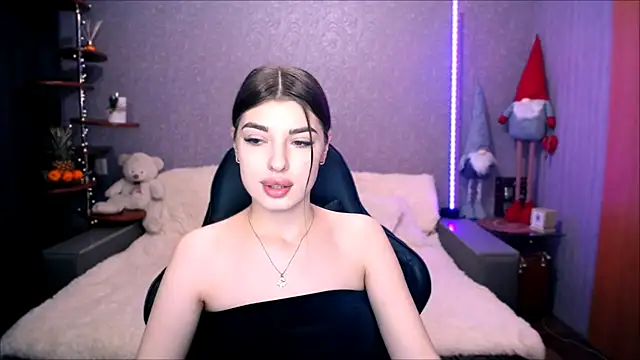 Dianaa Lee0 online show from 12-17-25, 09:53