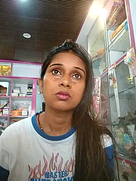 Snapshot of hotshreya69 chatting on 09-19-25, 07:23 hotshreya69 online show from 09-19-25, 07:23