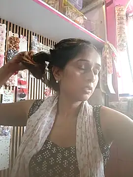 Snapshot of hotshreya69 chatting on 09-24-25, 09:05 hotshreya69 online show from 09-24-25, 09:05