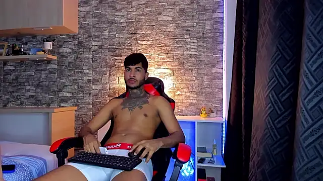 Snapshot of Theimperialboys_ chatting on 05-26-26, 03:15 Theimperialboys online show from 05-26-26, 03:15