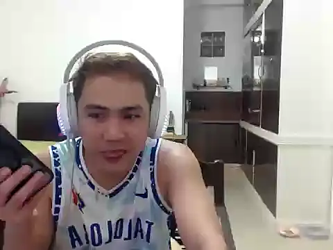 Snapshot of asianhottyboy chatting on 01-14-26, 05:22 asianhottyboy online show from 01-14-26, 05:22