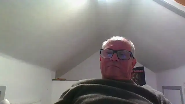 Snapshot of naughtygrandad1 chatting on 09-25-25, 06:47 naughtygrandad1 online show from 09-25-25, 06:47