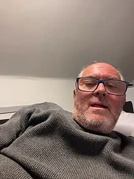 naughtygrandad1 online show from 12-01-25, 04:41