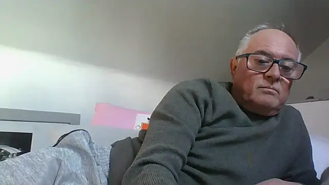 naughtygrandad1 online show from 04-12-26, 03:26