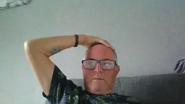 naughtygrandad1 online show from 07-01-26, 07:41