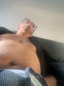 Snapshot of naughtygrandad1 chatting on 09-24-25, 08:54 naughtygrandad1 online show from 09-24-25, 08:54
