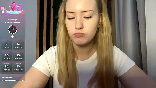 PandaFluff online show from 11-12-25, 04:44