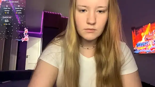 PandaFluff online show from 04-18-26, 09:26