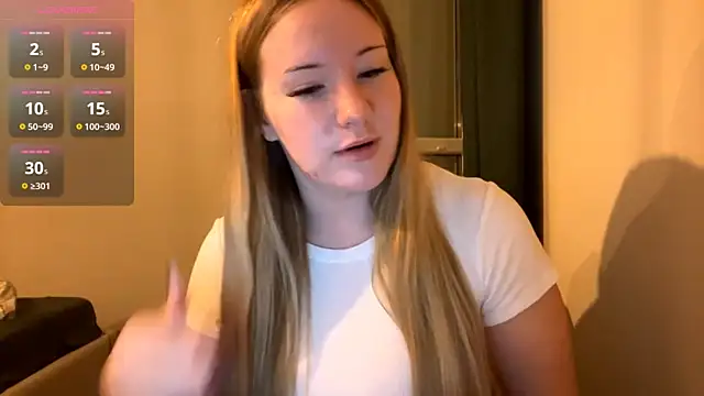 PandaFluff online show from 10-24-25, 04:17