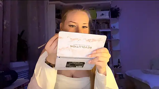 PandaFluff online show from 09-21-25, 10:15