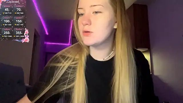 PandaFluff online show from 04-13-26, 06:23