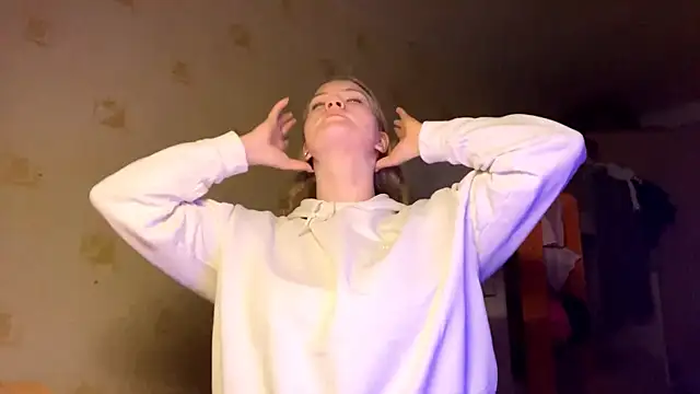 PandaFluff online show from 09-13-25, 07:03