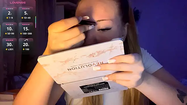 PandaFluff online show from 10-02-25, 04:21