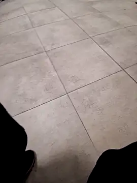 Snapshot of elisaelisa12 chatting on 02-15-26, 08:52 elisaelisa12 online show from 02-15-26, 08:52