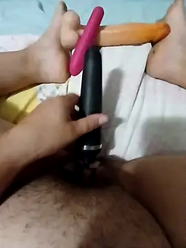 Snapshot of elisaelisa12 chatting on 09-22-25, 02:39 elisaelisa12 online show from 09-22-25, 02:39