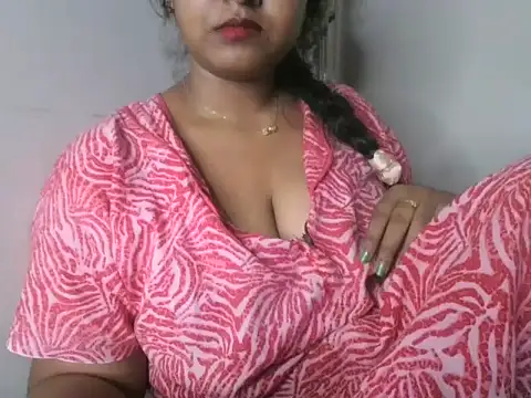 its me Rashmi online show from 10-19-25, 08:17