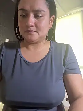 Rouse69  online show from 01-11-26, 01:51