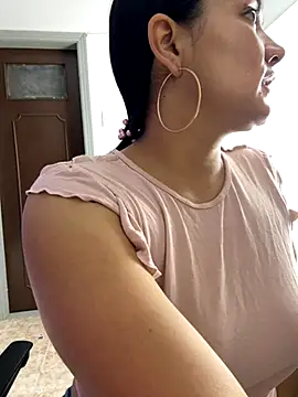 Rouse69  online show from 10-04-25, 09:11