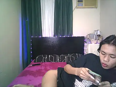 Snapshot of Sweet-shopia chatting on 10-06-25, 10:49 Sweet-shopia online show from 10-06-25, 10:49