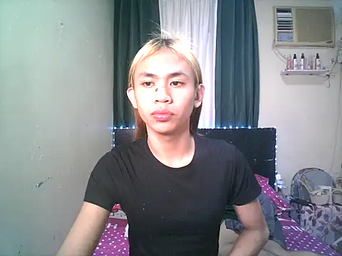 Sweet-shopia online show from 12-18-25, 05:28