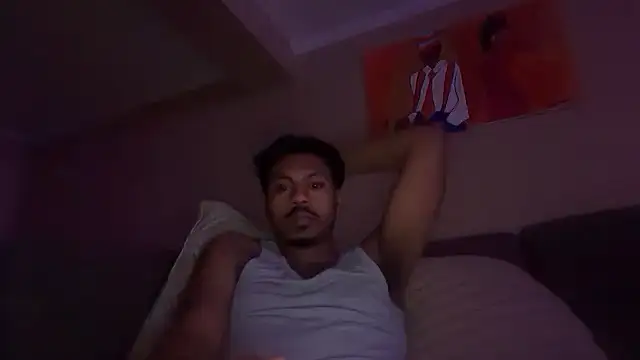 Snapshot of Yungandhungd chatting on 04-06-26, 05:41 Yungandhungd online show from 04-06-26, 05:41