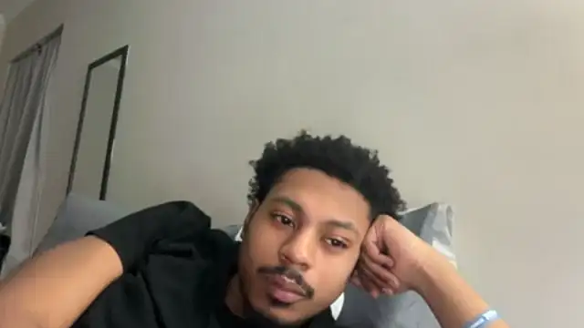 Snapshot of Yungandhungd chatting on 02-06-26, 02:18 Yungandhungd online show from 02-06-26, 02:18