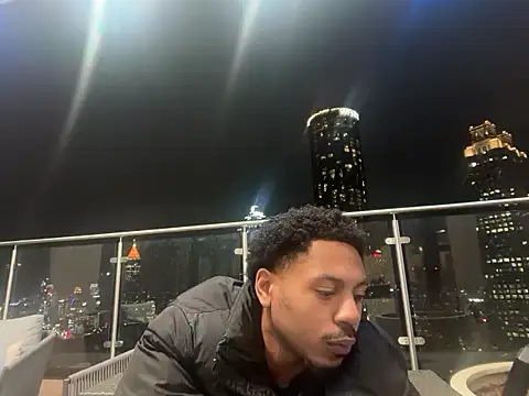 Snapshot of Yungandhungd chatting on 01-10-26, 01:01 Yungandhungd online show from 01-10-26, 01:01