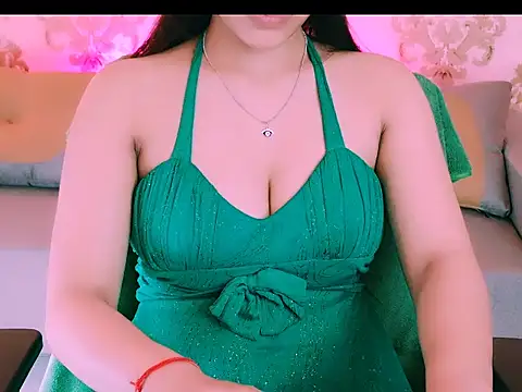 My Rose online show from 10-06-25, 02:40