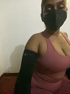 Snapshot of HitwifeSL chatting on 07-22-26, 03:03 HitwifeSL online show from 07-22-26, 03:03