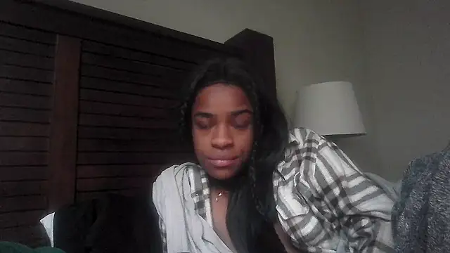 Marlowlovee online show from 01-06-26, 04:22