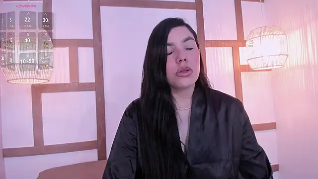 RenataLeclair online show from 11-08-25, 05:16