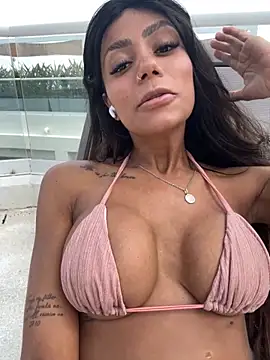 Sarajames online show from 11-28-25, 06:19