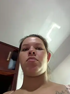 Snapshot of miacarrot chatting on 06-12-26, 03:54 miacarrot online show from 06-12-26, 03:54