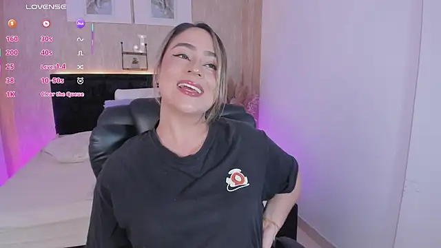 jessica hotxxx online show from 05-24-26, 03:23