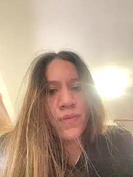 emma hot2006 online show from 09-11-25, 04:07