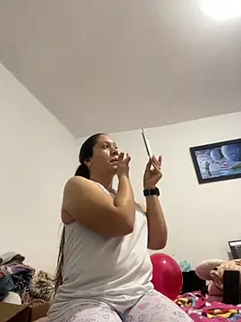 emma hot2006 online show from 10-13-25, 05:47