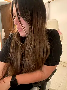 emma hot2006 online show from 11-27-25, 05:46