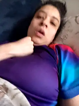 Snapshot of miss_carmila1 chatting on 10-24-25, 03:33 miss carmila1 online show from 10-24-25, 03:33