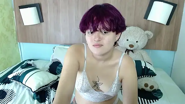 JadeAndJess  online show from 09-17-25, 01:13