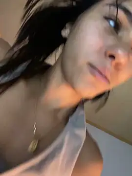 Snapshot of LilybethGray chatting on 04-18-26, 11:05 LilybethGray online show from 04-18-26, 11:05